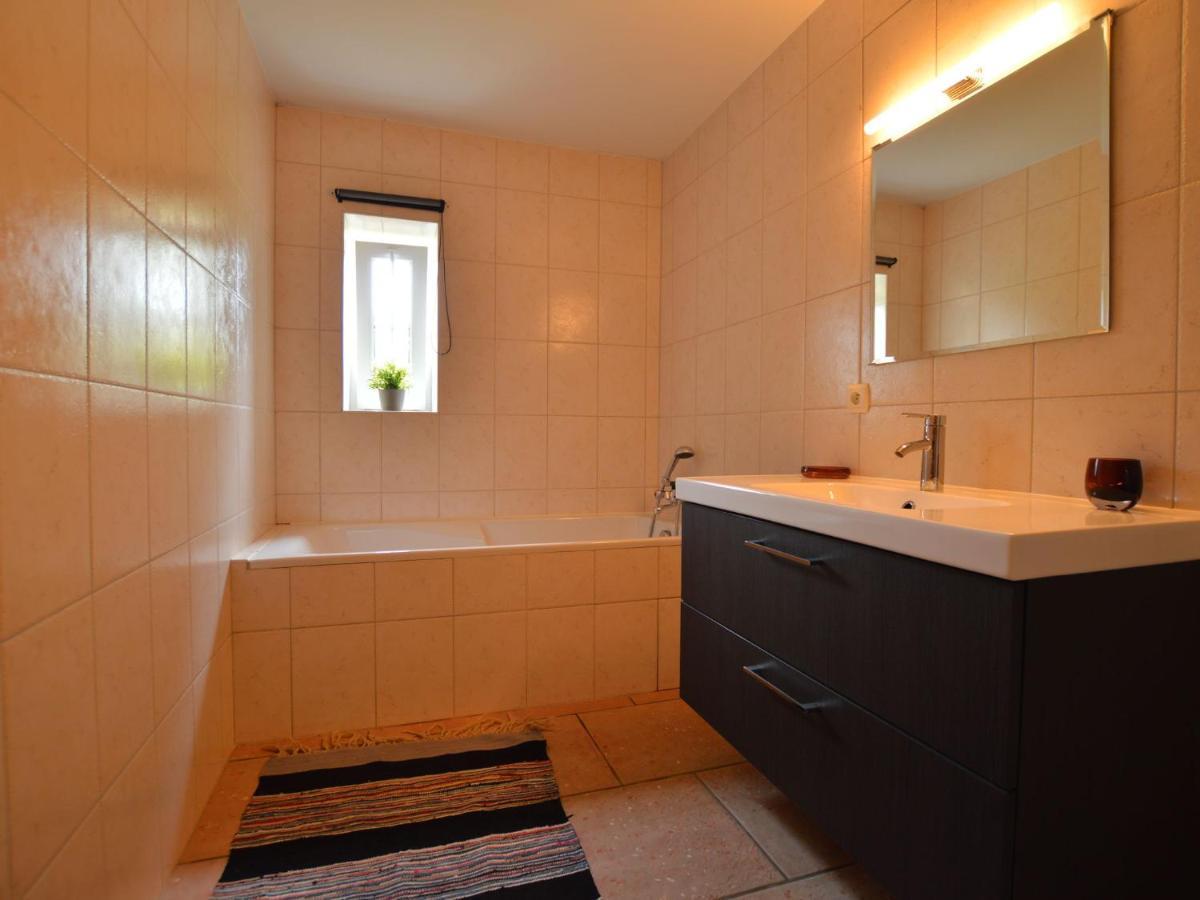 Leuk Huis Met Zwembad Cetturu Zimmer foto